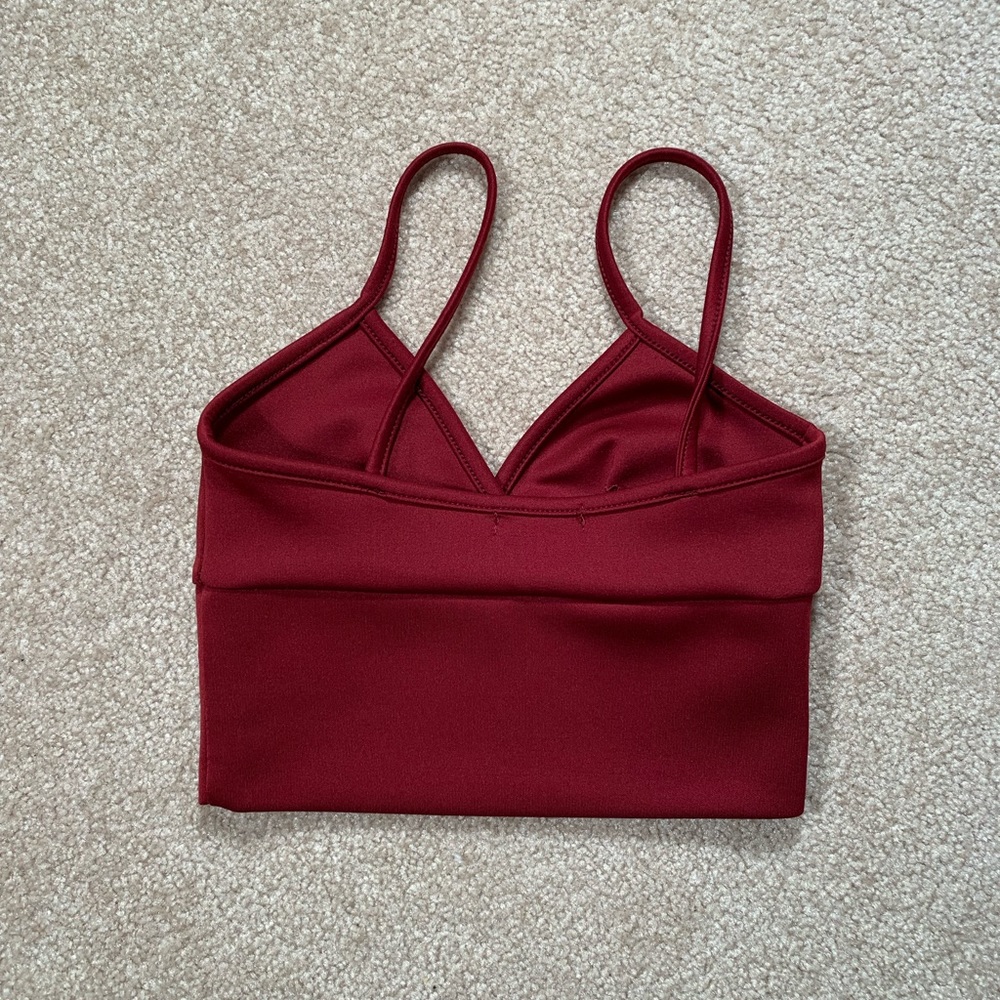 Cropped Tank Top - Picture 2 of 4